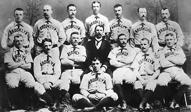 Old timey MLB team photograph